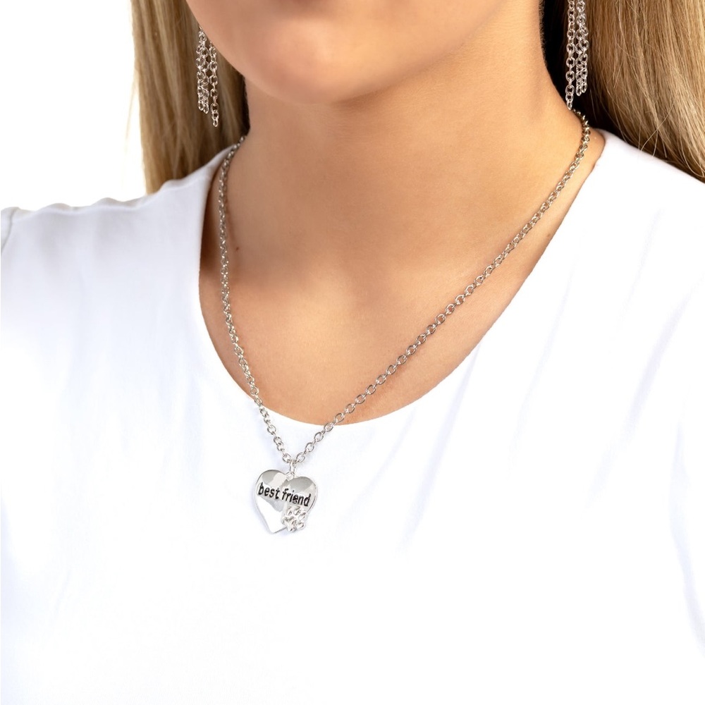 Necklace - Picture 3 of 3